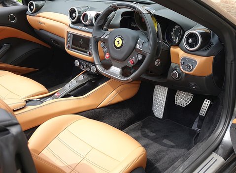 Ferrari California T 17