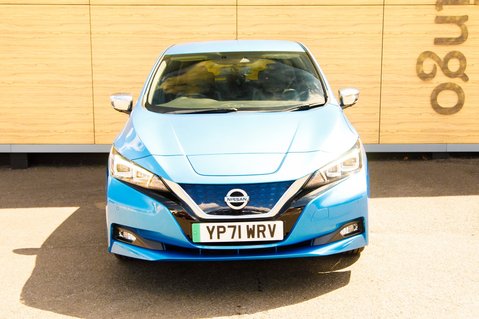 Nissan LEAF TEKNA 6