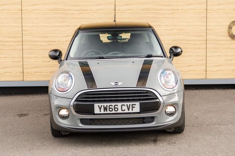 Mini Hatch COOPER 5