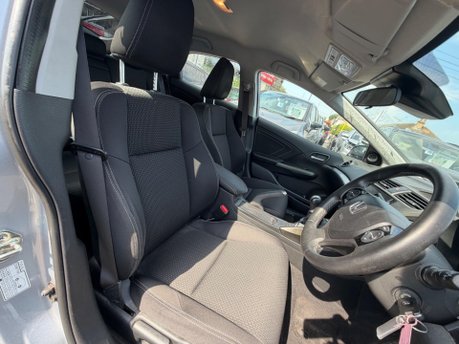 Honda Civic I-VTEC SE PLUS NAVI 10