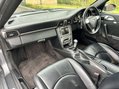 Porsche 911 CARRERA 2 17