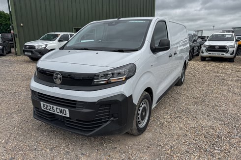Vauxhall Vivaro LWB L2H1 Low Roof Prime 2900 Cruise Sensors EURO 6