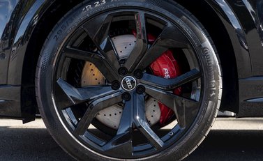 Audi RS Q8 Vorsprung 10