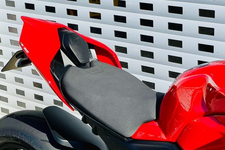 Ducati Streetfighter V4 Streetfighter V4 S 18