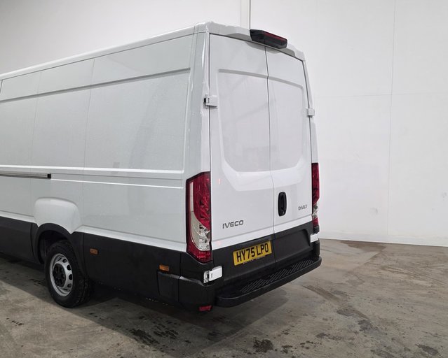 Iveco Daily Daily 35C14 Diesel 2.3 High Roof Business Van 4100L WB Hi-Matic