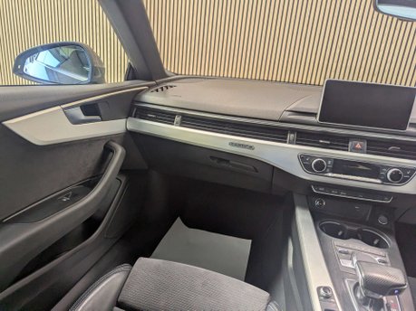 Audi A5 2.0 A5 S Line TFSI Quattro Semi-Auto 4WD 2dr 46