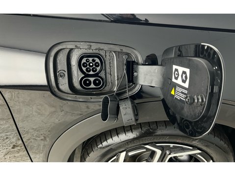 BYD Dolphin 150kW Comfort 60.4kWh Auto 13