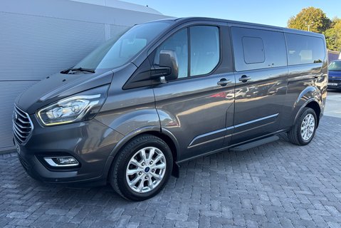 Ford Tourneo Custom 320 130 ps Titanium L2 9 Seater - Automatic 2