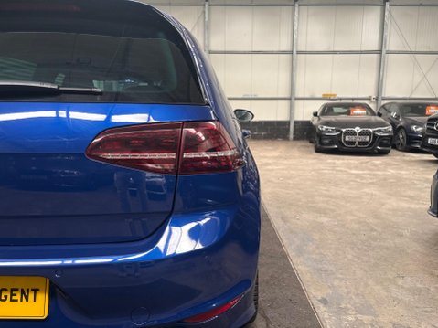 Volkswagen Golf 2.0 TSI BlueMotion Tech R 4Motion Euro 6 (s/s) 5dr 41