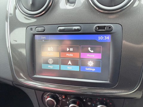 Dacia Sandero Stepway 0.9 LAUREATE TCE 13