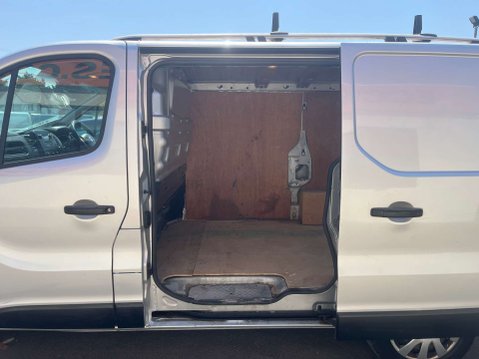 Vauxhall Vivaro 1.6 Vivaro 2700 Sportive CDTi 35