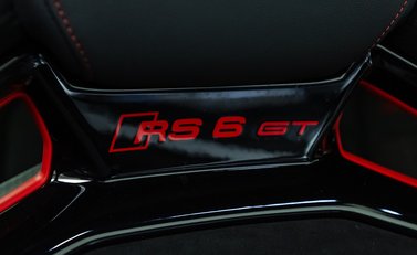 Audi RS6 Avant GT 28