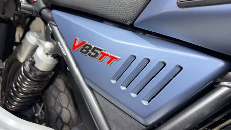 Moto Guzzi V85 850 TT 2019 37K MOT SEPTEMBER 2027 PANNIERS ADVENTURE BIKE 31