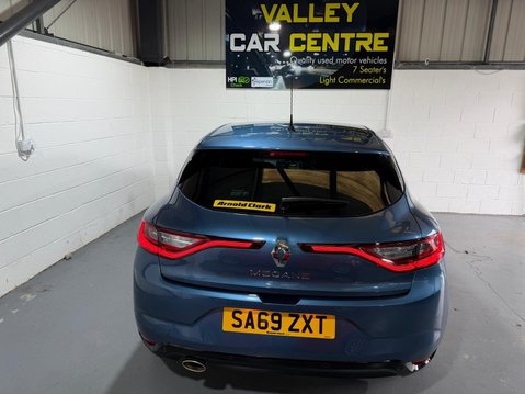 Renault Megane 1.3 TCe Iconic Euro 6 (s/s) 5dr 7