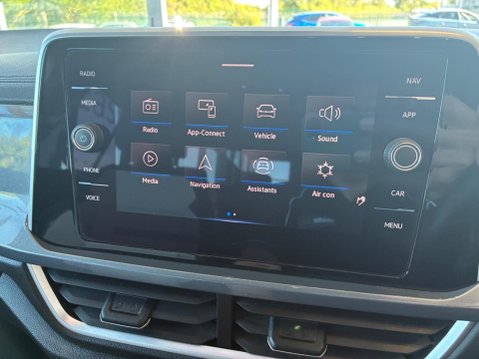 Volkswagen T-Roc 1.5 TSI Style DSG Euro 6 (s/s) 5dr 28