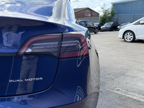 Tesla Model 3 (Dual Motor) Long Range Saloon 4dr Electric Auto 4WDE (346 ps) 19