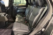 Land Rover Discovery 3.0 D300 MHEV R-Dynamic SE Auto 4WD Euro 6 (s/s) 5dr 30