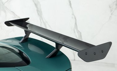 Aston Martin Vantage GT8 25