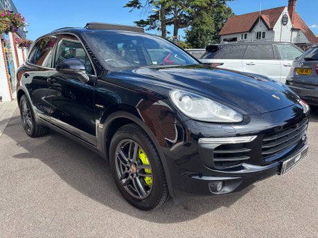 Porsche Cayenne 3.0 V6 E-Hybrid S 5dr Petrol Plug-in Hybrid TiptronicS 4WD Euro 6 (416ps) 24