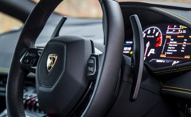 Lamborghini Huracan LP 610-4 11