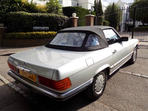 Mercedes-Benz R107 420 SL Sports 39