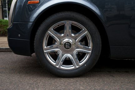 Rolls-Royce Phantom Coupe Series II 10