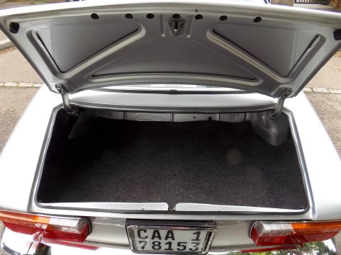 Alfa Romeo GT 1300 Junior 18