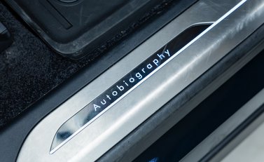 Land Rover Range Rover P440e AUTOBIOGRAPHY LWB 29