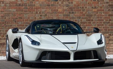 Ferrari LaFerrari Aperta 1