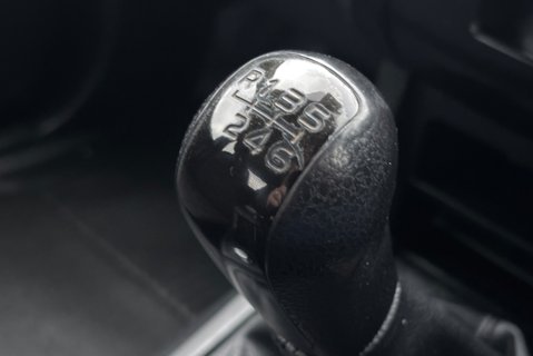 Isuzu D-Max ECB 1.9 TD Extra Cab Tipper 34