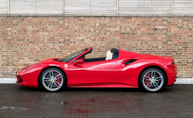 Ferrari 488 Spider 2