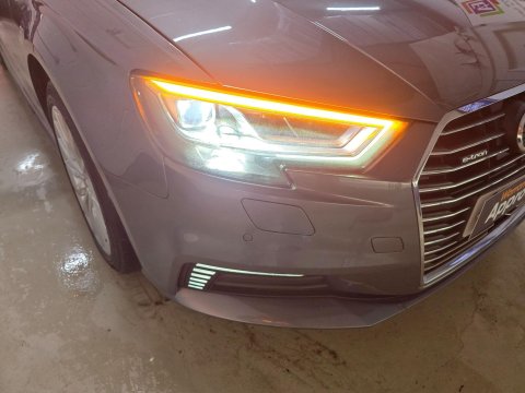 Audi A3 1.4 TFSI e-tron Sportback e-S Tronic Euro 6 5dr 8.8kWh 49