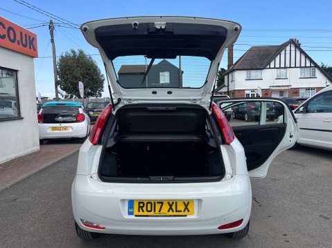 Fiat Punto 1.2 Punto Pop+ 5dr 31