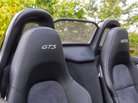 Porsche Boxster GTS PDK 48