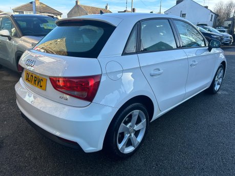 Audi A1 SPORTBACK TFSI SPORT 8