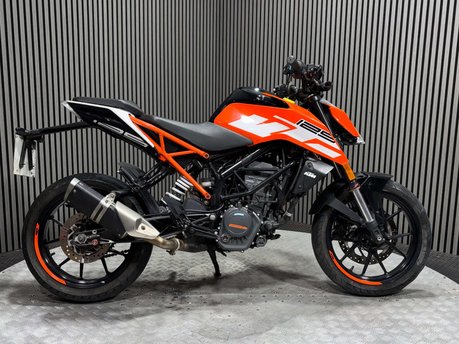 KTM Duke 2019 ONLY 11K RUNNING PROJECT NAKED BIKE 125CC
