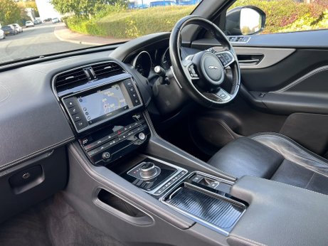 Jaguar F-Pace 2.0 D180 R-Sport Auto AWD Euro 6 (s/s) 5dr 63