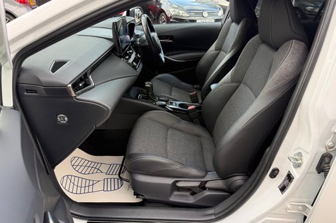 Toyota Corolla DESIGN 14