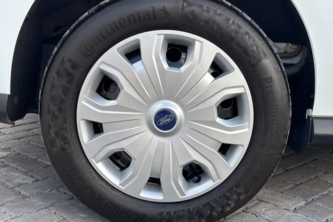 Ford Transit Connect 230 Trend L2 120 ps Dciv - Air Con / 5 Seats 31