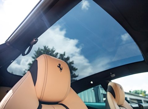 Ferrari GTC4 Lusso 14