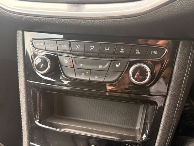 Vauxhall Astra ELITE NAV 26