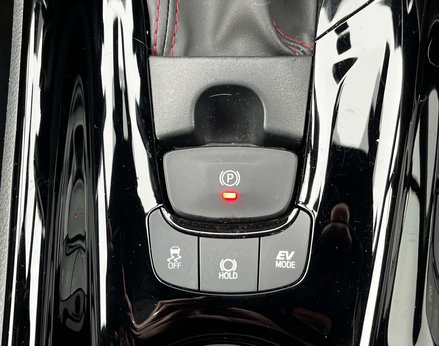 Toyota C-HR 1.8 C-HR GR Sport HEV CVT 5dr 61