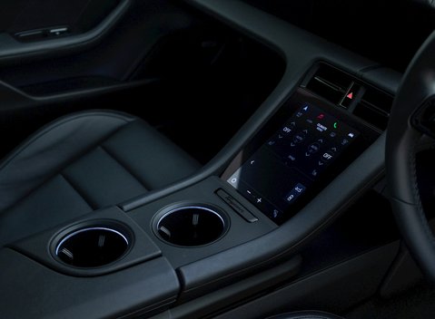 Porsche Taycan 4S 22