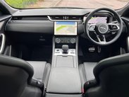Jaguar F-Pace 2.0 D200 MHEV R-Dynamic HSE Black Auto AWD Euro 6 (s/s) 5dr 16