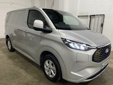 Ford Transit Custom 320 LIMITED L1H1 P/V 3
