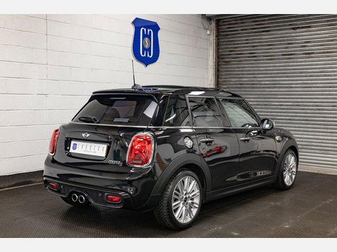 Mini Hatch 2.0 Cooper S Auto Euro 6 (s/s) 5dr 4