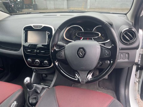 Renault Clio 1.1 Clio Dynamique MediaNav 5dr 19