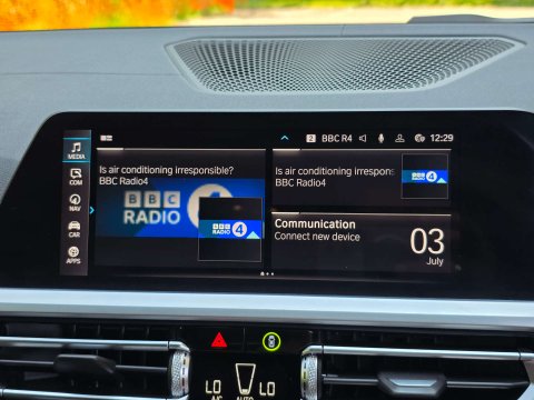 BMW 3 Series 2.0 318d M Sport Auto 5dr 26