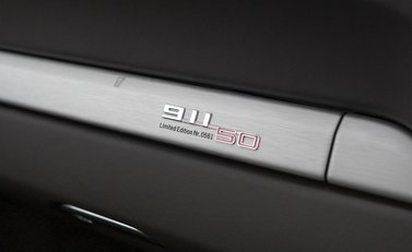 Porsche 911 (991) 50th Anniversary Edition 21