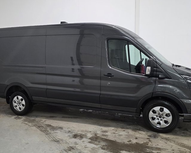 Ford Transit Transit 350 L3 Diesel FWD 2.0 Eco blue 165ps H2 Limited Van [NAV}